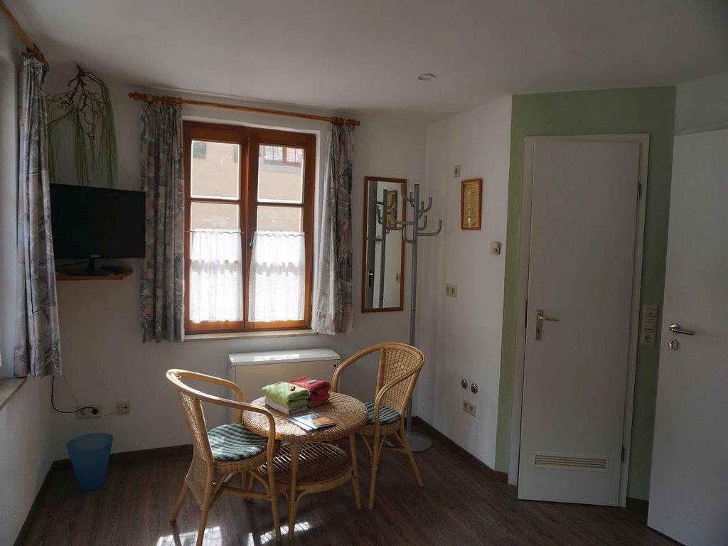 Pension Ins Fischernetz - Maentele Hotell Meersburg Rom bilde
